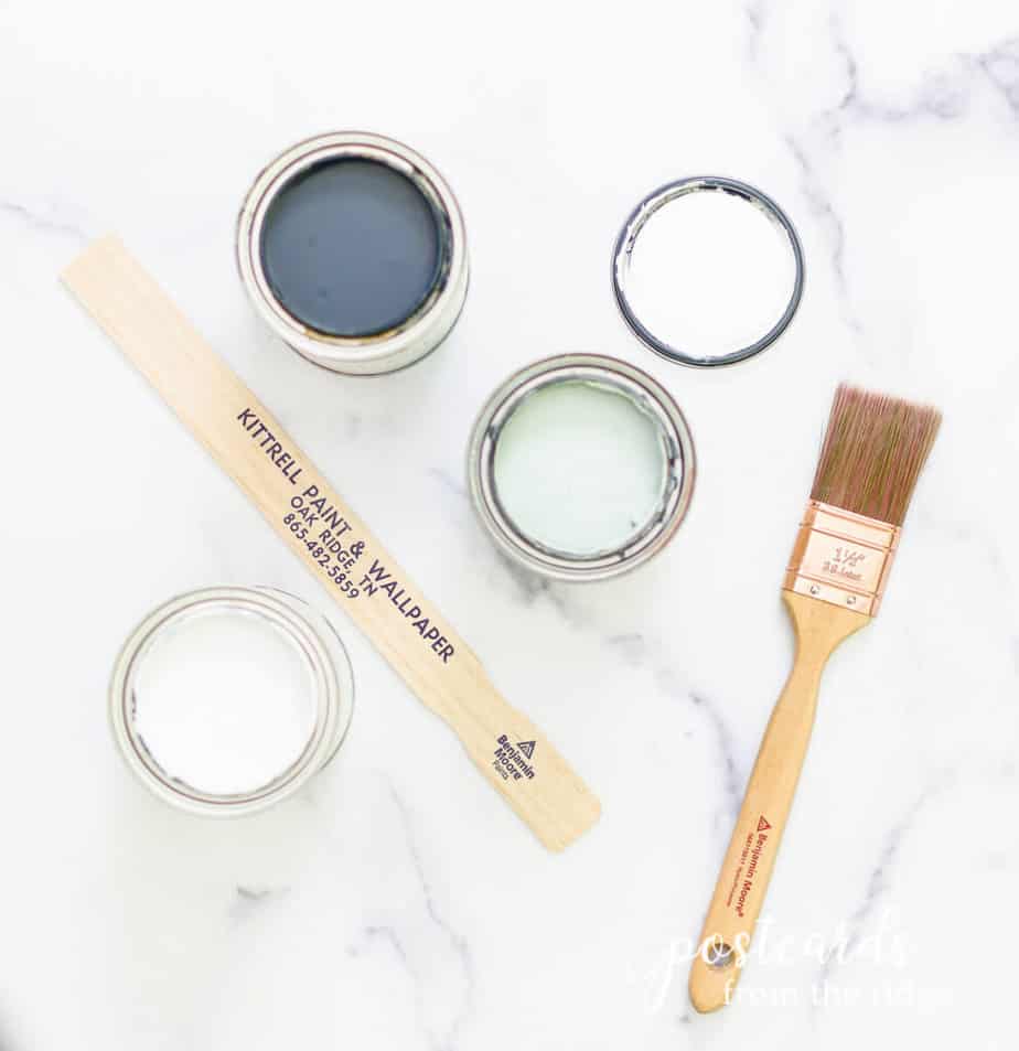 Benjamin Moore color tester samples and brush