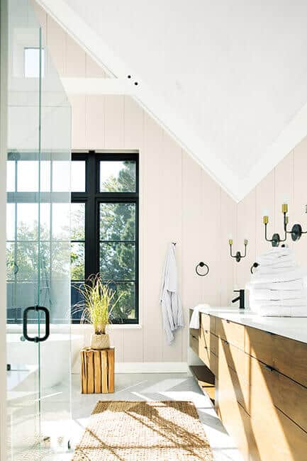 Benjamin Moore Seapearl bathroom