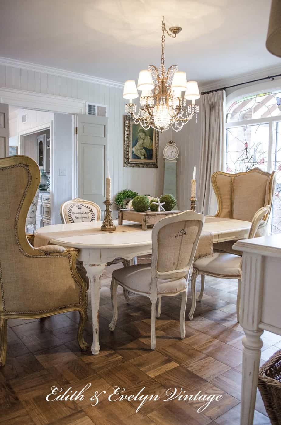 Love this beautiful home that's decorated in vintage French chateau style!