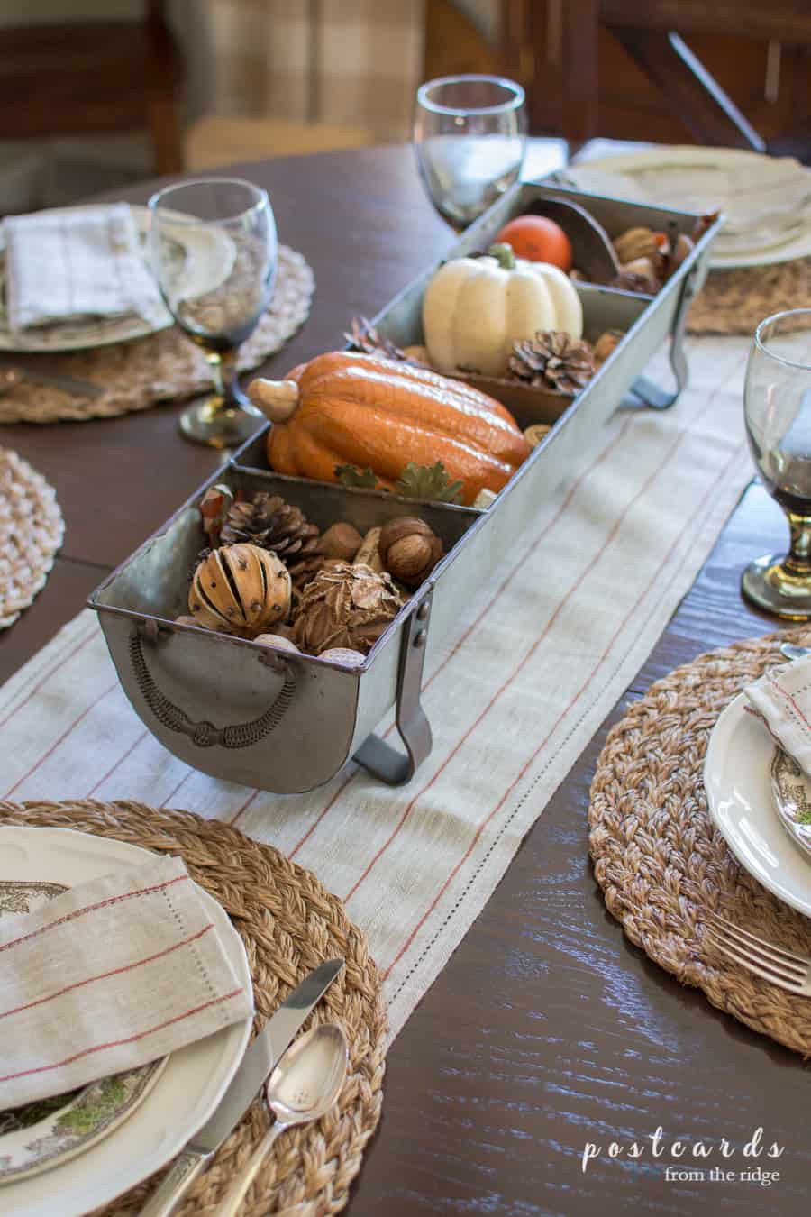 40 Simple and Stunning Fall Tablescape Ideas