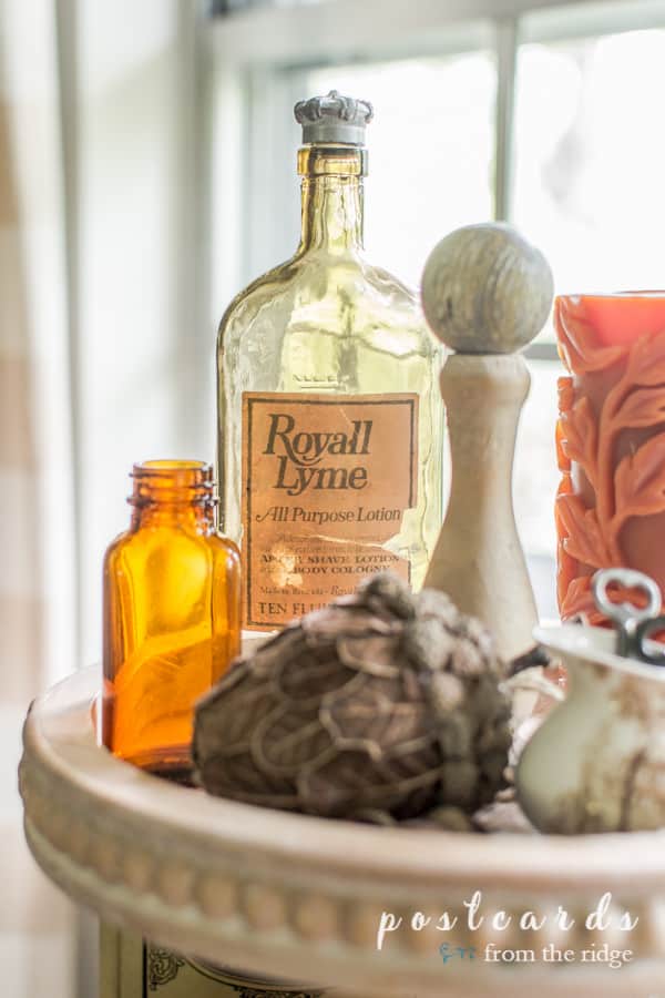 49 Ideas To Use Vintage Bottles In Interior Decorating - Shelterness