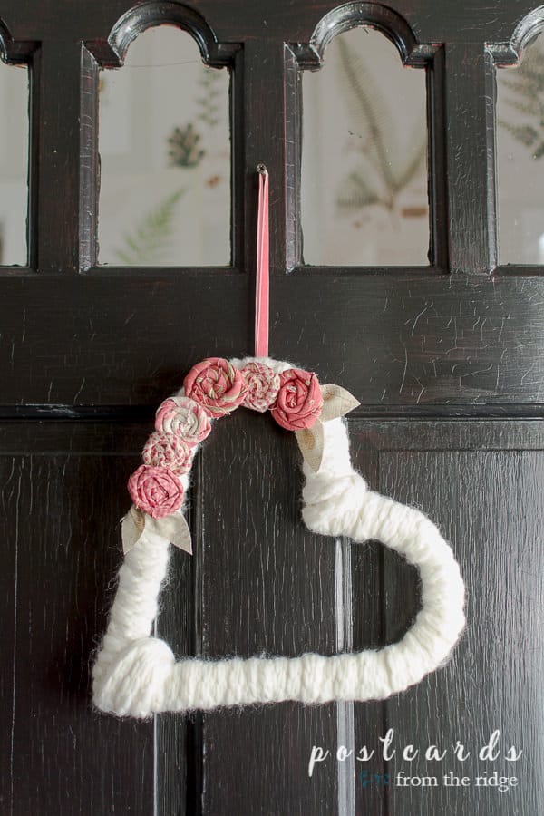 diy fabric flower yarn wrapped wreathwreath