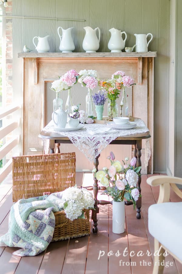 Outdoor summer dining ideas with flowers and vintage finds