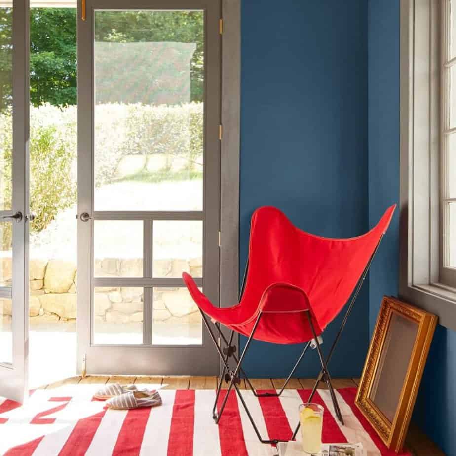 benjamin moore blue danube walls with red and white accents