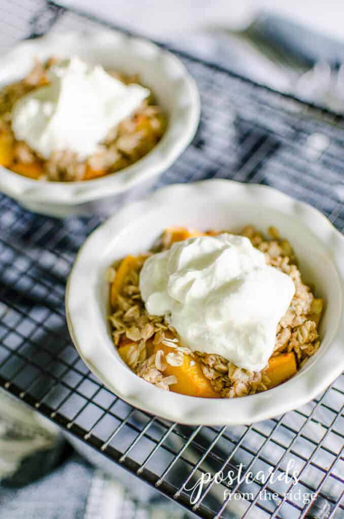 mini peach crisps with homemade whipped cream